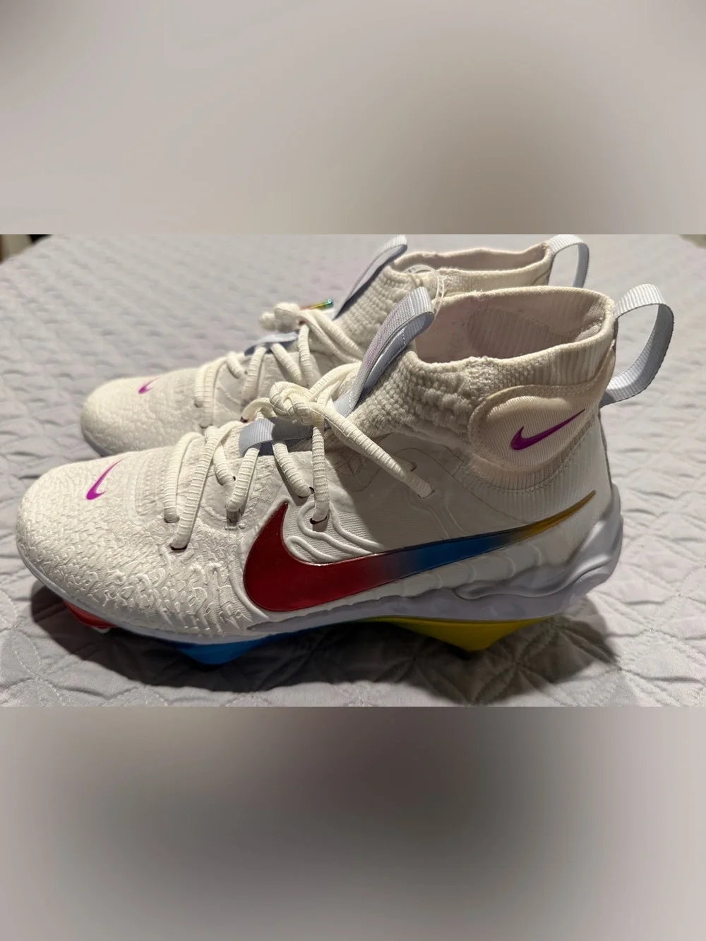 Nike Alpha Huarache NXT White Rainbow Baseball Cleats Men's Size 7.5 DJ6517-106